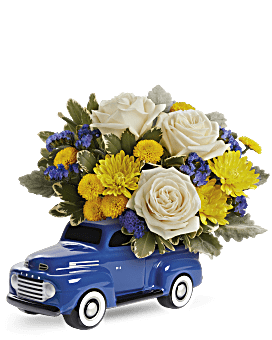 Teleflora's Dreaming of Ford Bouquet