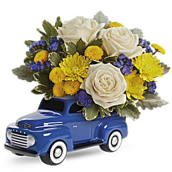 Teleflora's Dreaming of Ford Bouquet