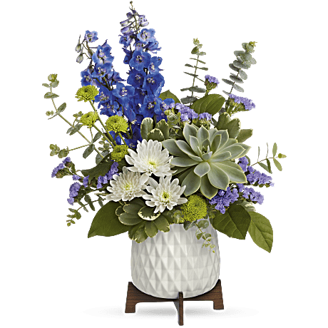 Teleflora's Mod Magnifique Bouquet